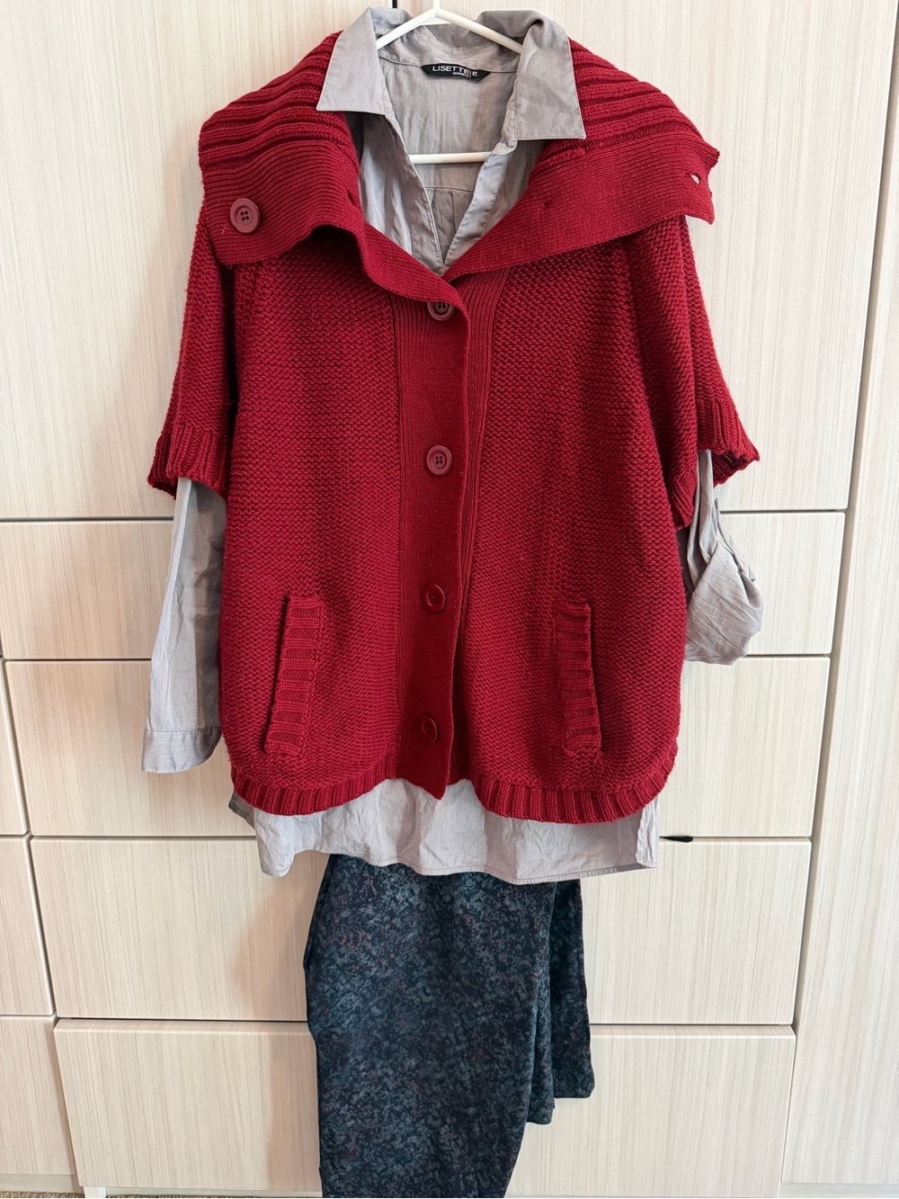 LISETTE Bundle blouse, sweater and dress pants!